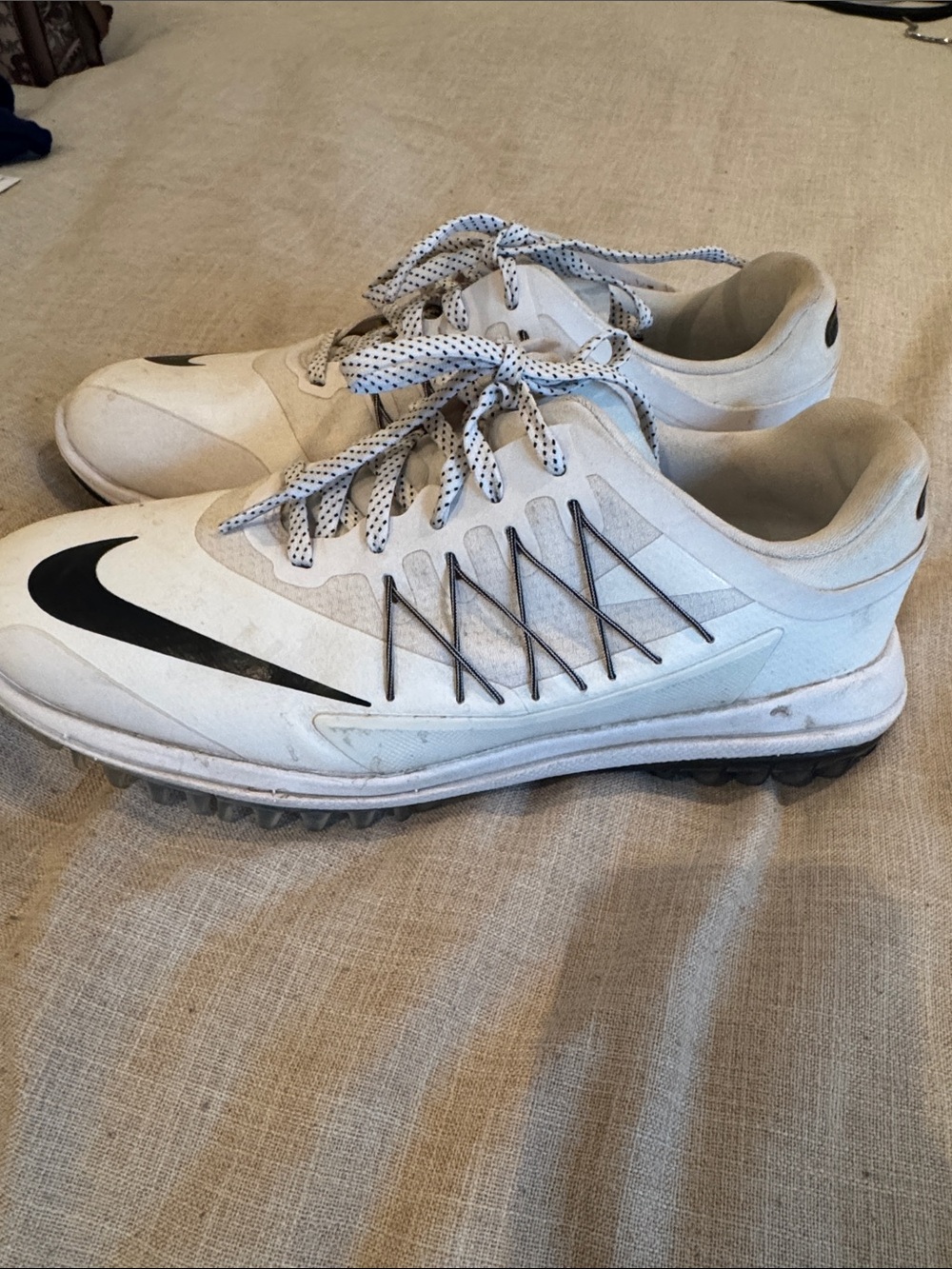 Nike Women’s  White Athletic Golf Shoes with Black Swoosh